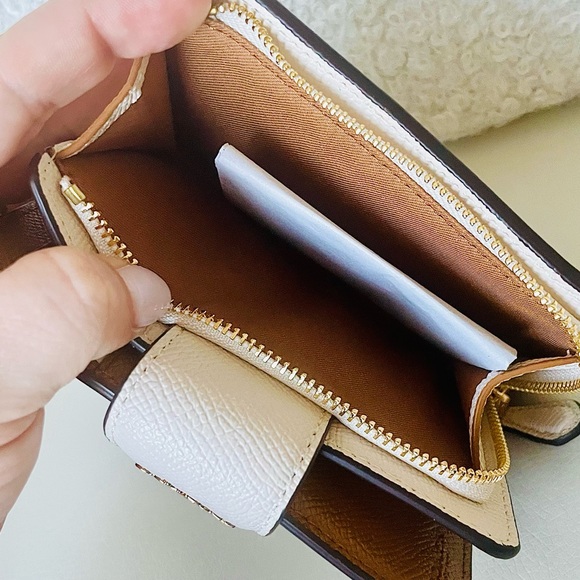 COACH Medium Zip & Snap Wallet 🐻‍❄️ NWT - Picture 3 of 15